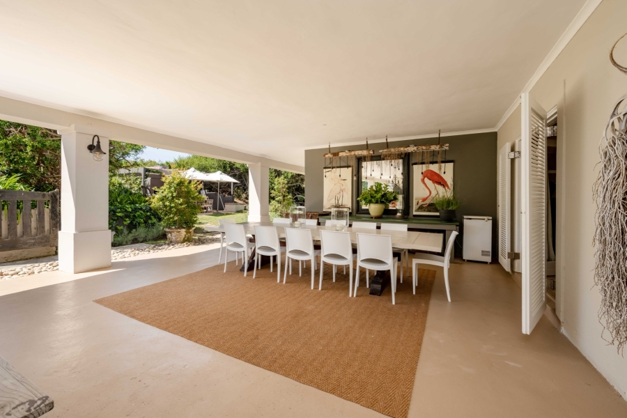 7 Bedroom Property for Sale in Goose Valley Western Cape